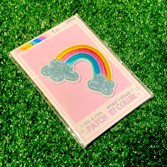 🏷 NO IRON / PEEL & STICK PATCH Satin Rainbow with Sparkly Glittery Clouds - Picture 1 of 3